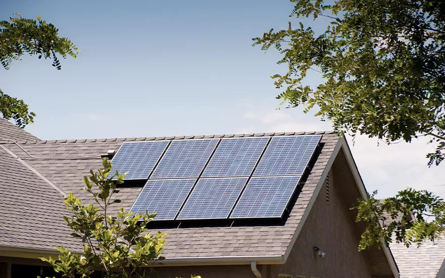 Panele fotowoltaiczne na dachu